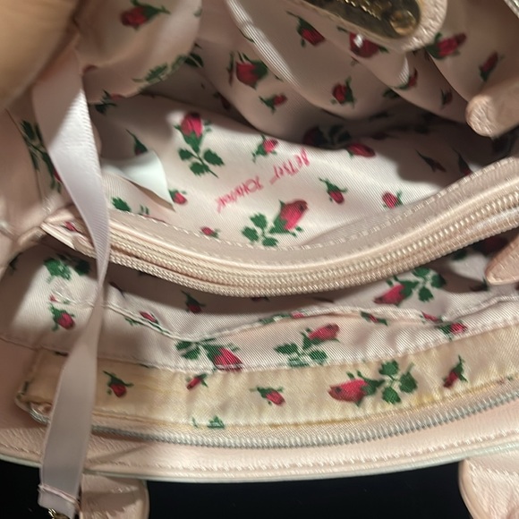 BETSEY JOHNSON White Crossbody/Handbag with Pink Gradient Ruffles - Picture 8 of 16